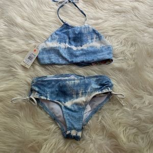 Billabong reversible bikini set, Brand new